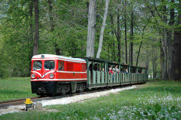 Dresdner Parkeisenbahn fährt wieder im Großen Garten